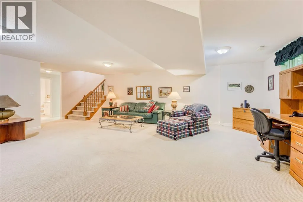 3125 BROOKSIDE CRESCENT