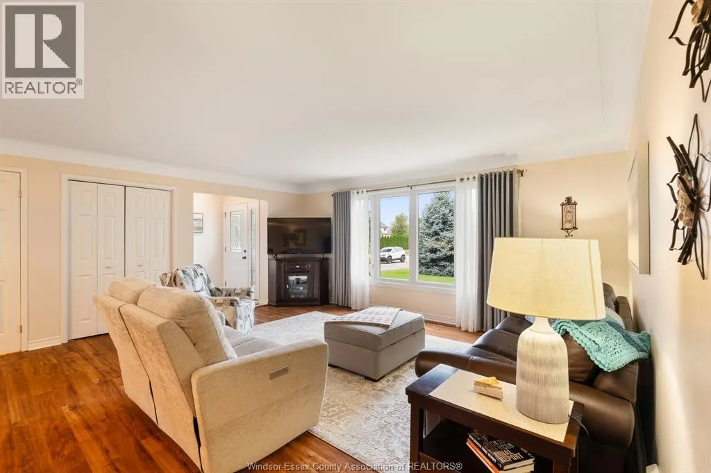 234 Essex Rd 18