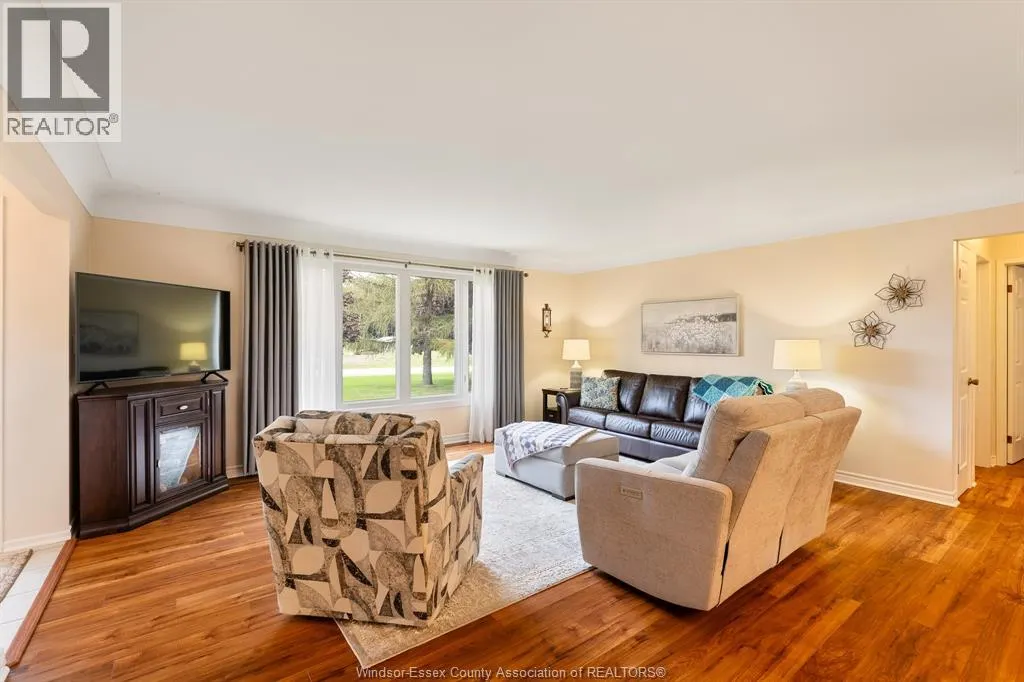 234 Essex Rd 18