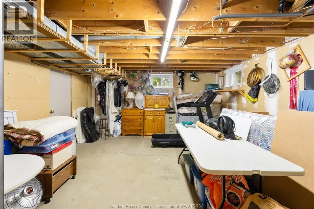 234 Essex Rd 18