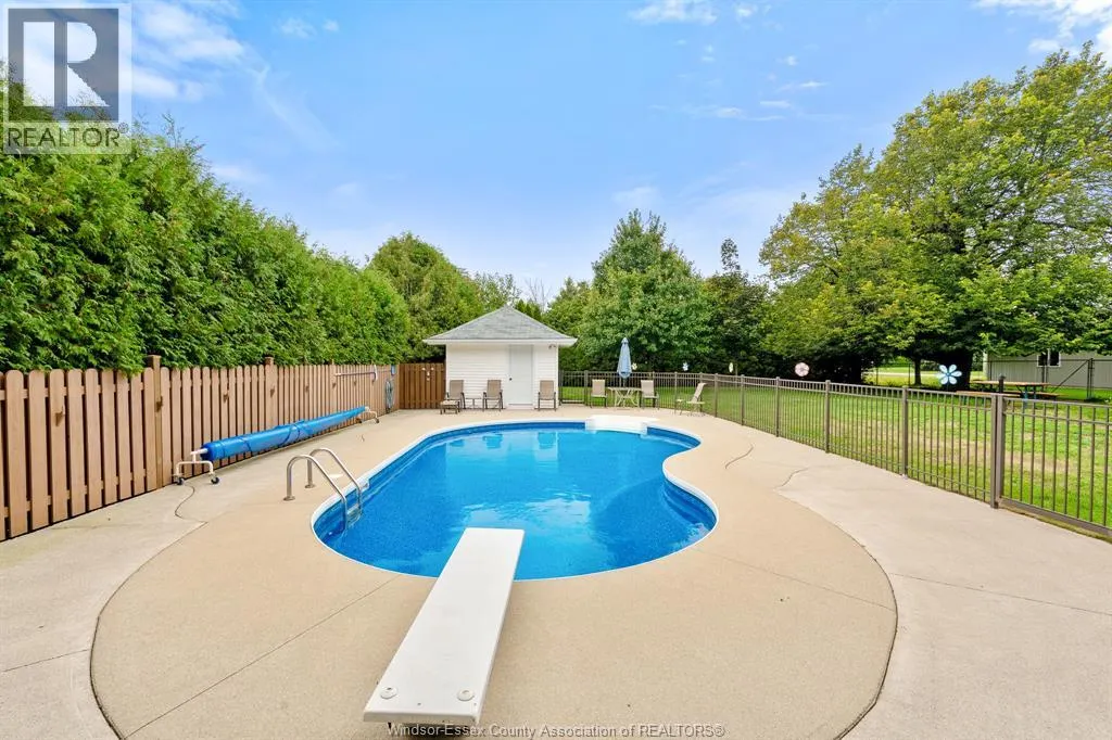 234 Essex Rd 18