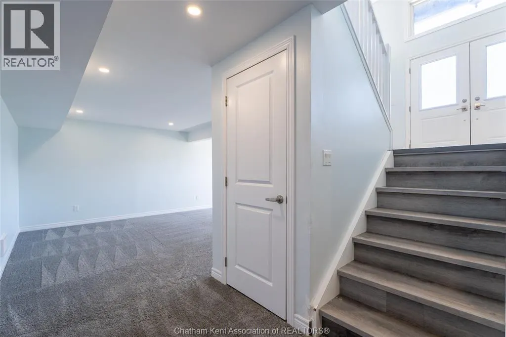 20 SIENNA COURT