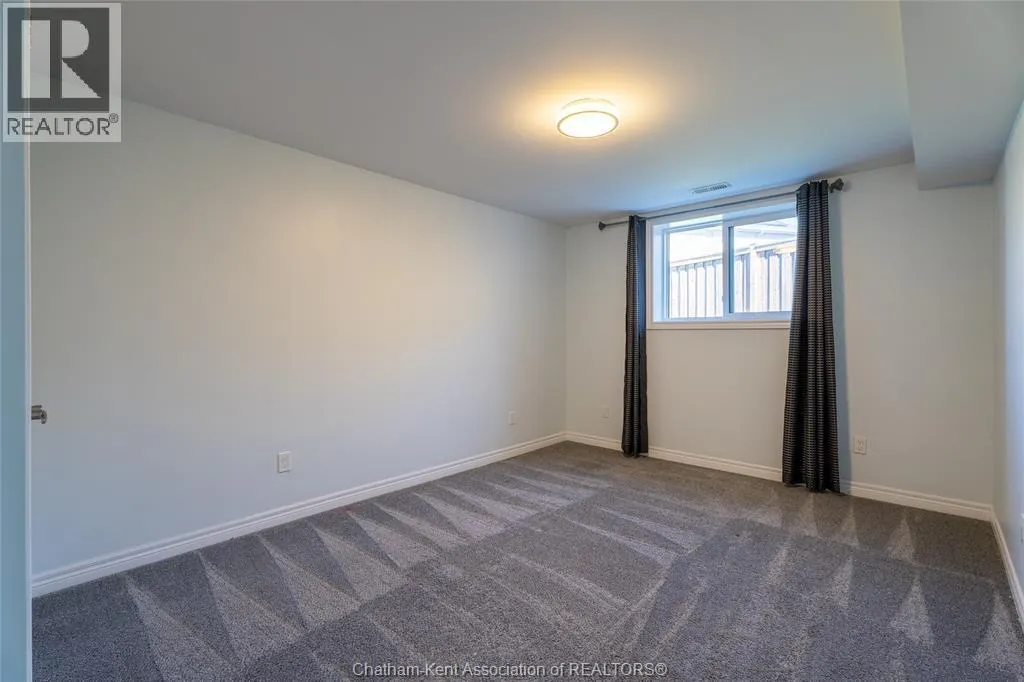20 SIENNA COURT