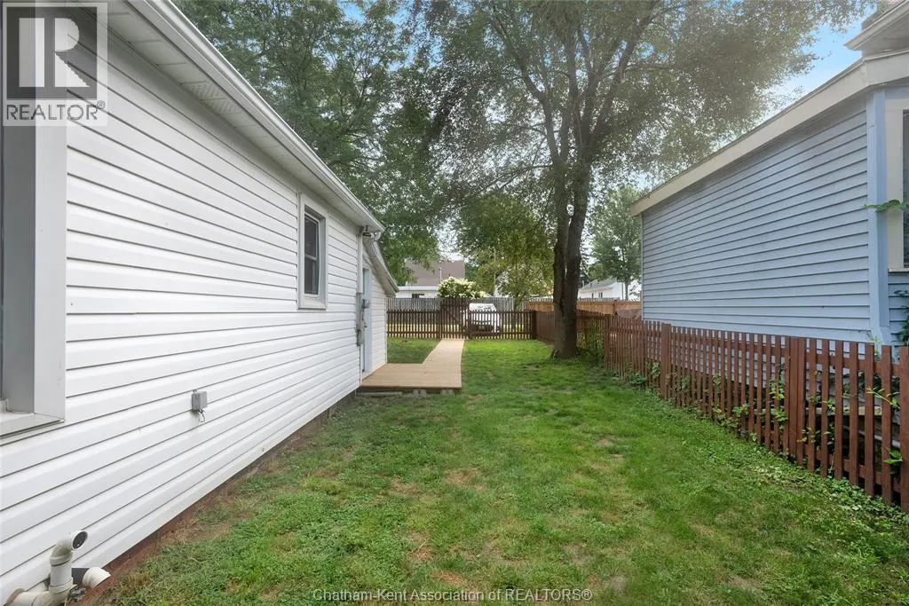 273 St Clair STREET