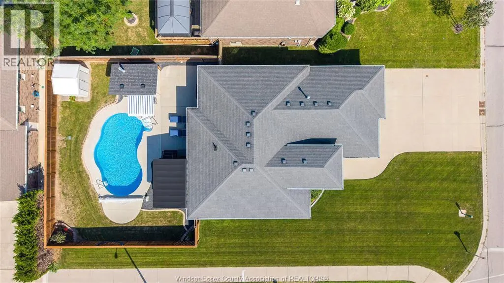 35 MARSHWOODS BOULEVARD