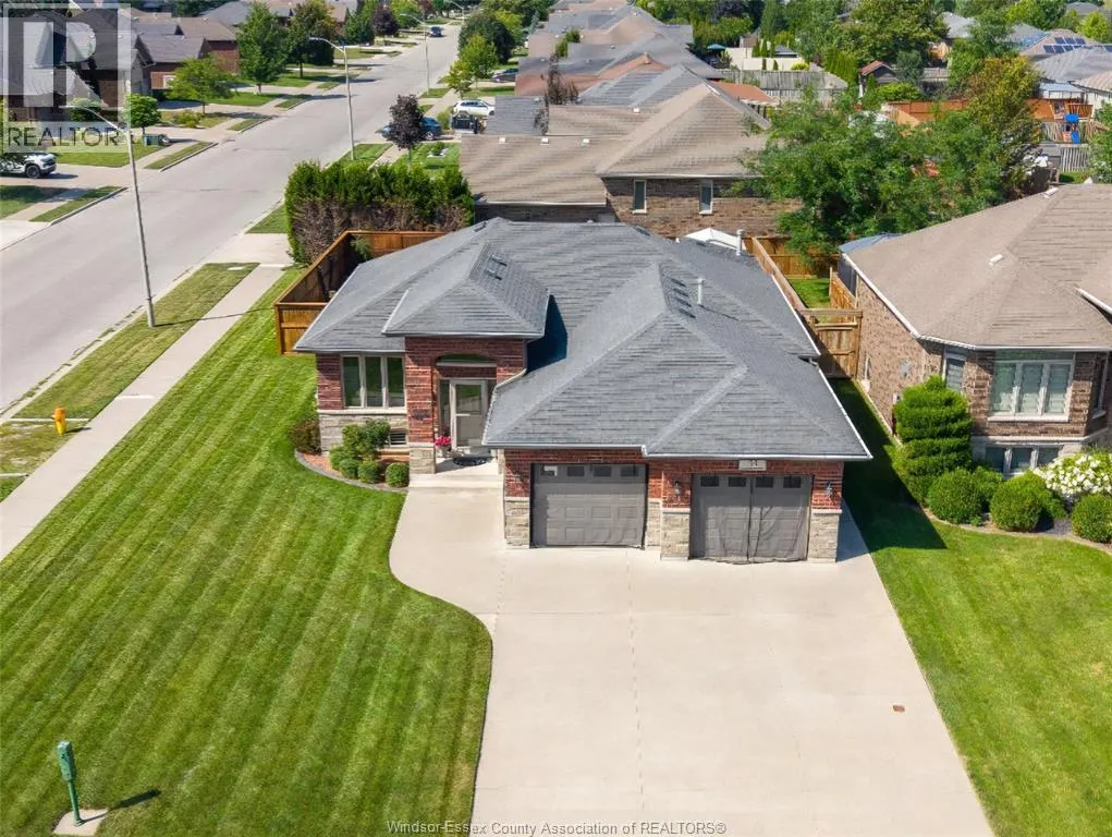 35 MARSHWOODS BOULEVARD