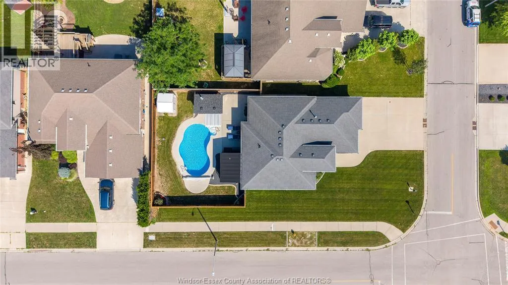 35 MARSHWOODS BOULEVARD