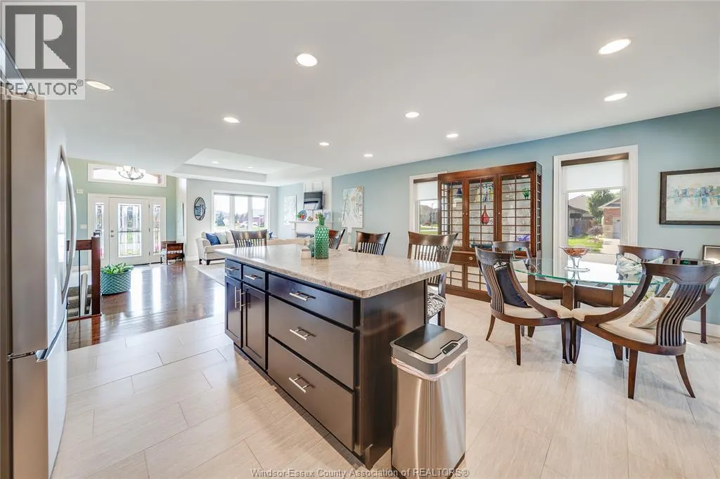 35 MARSHWOODS BOULEVARD