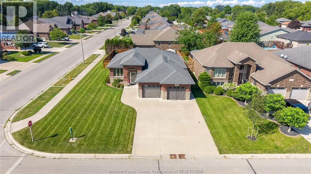 35 MARSHWOODS BOULEVARD