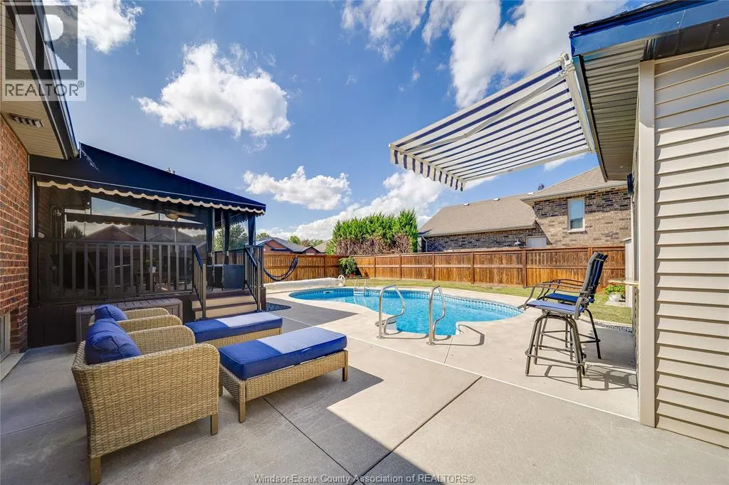 35 MARSHWOODS BOULEVARD
