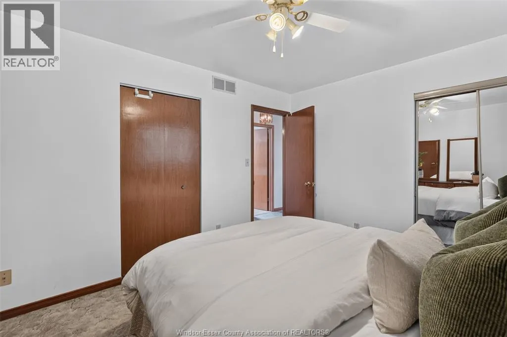 1946 LEPAIN CRESCENT