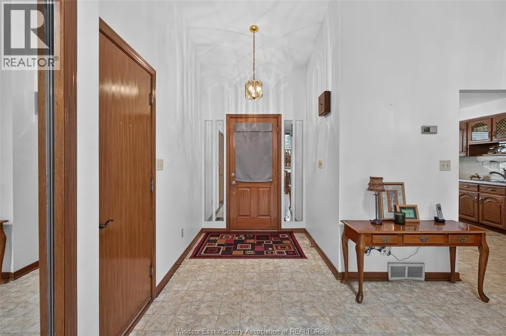 1946 LEPAIN CRESCENT