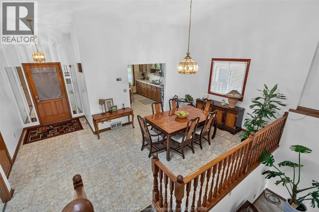 1946 LEPAIN CRESCENT