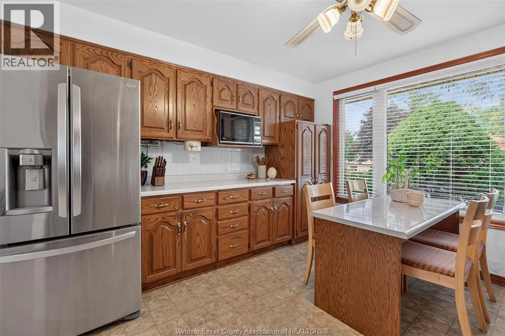 1946 LEPAIN CRESCENT
