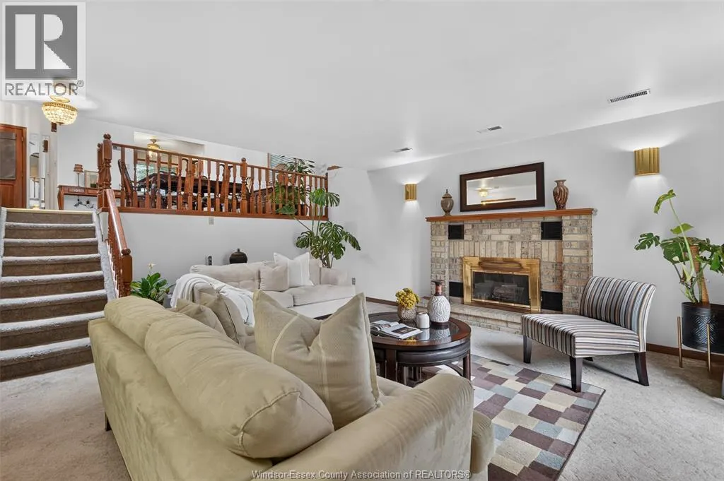 1946 LEPAIN CRESCENT