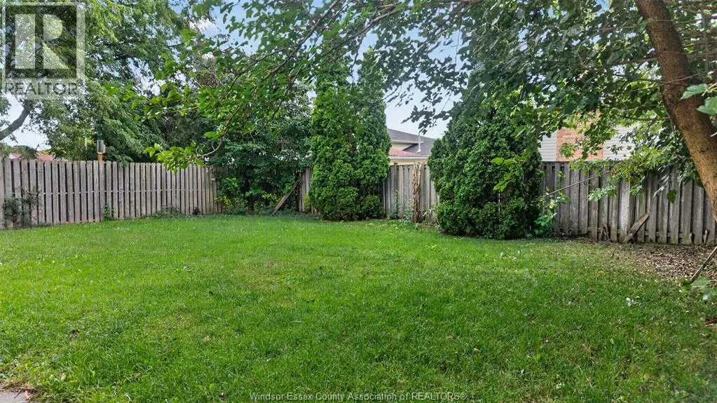 1946 LEPAIN CRESCENT