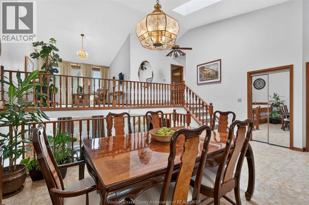 1946 LEPAIN CRESCENT