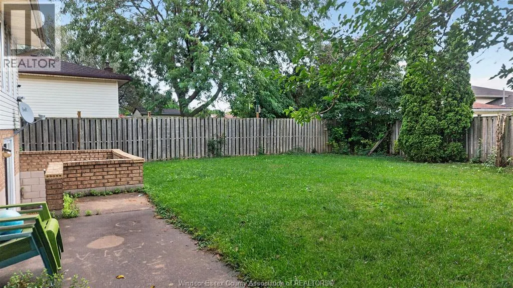 1946 LEPAIN CRESCENT
