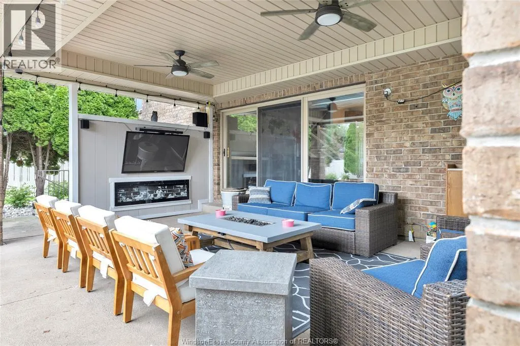 1371 MATTHEW CRESCENT