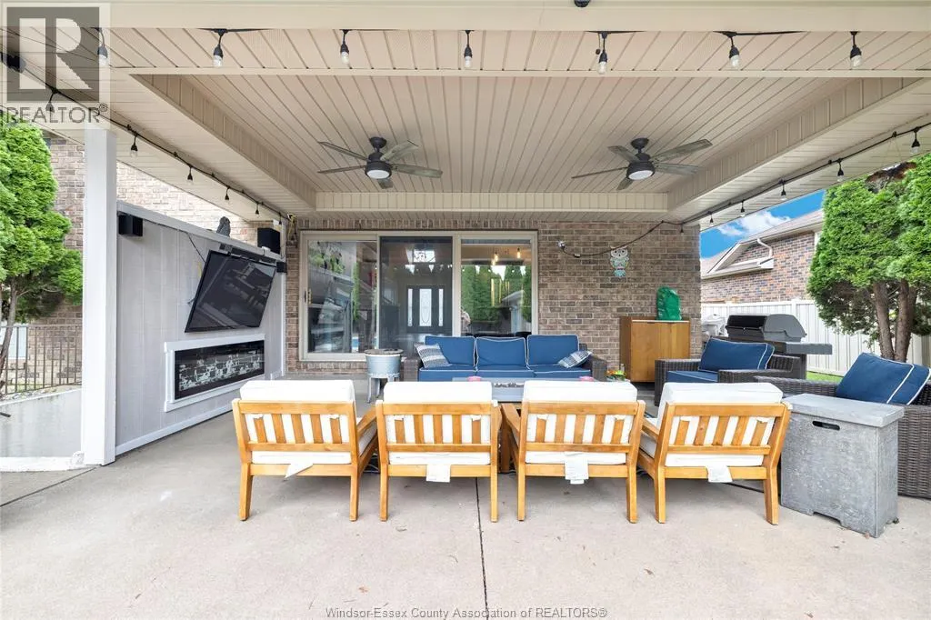 1371 MATTHEW CRESCENT