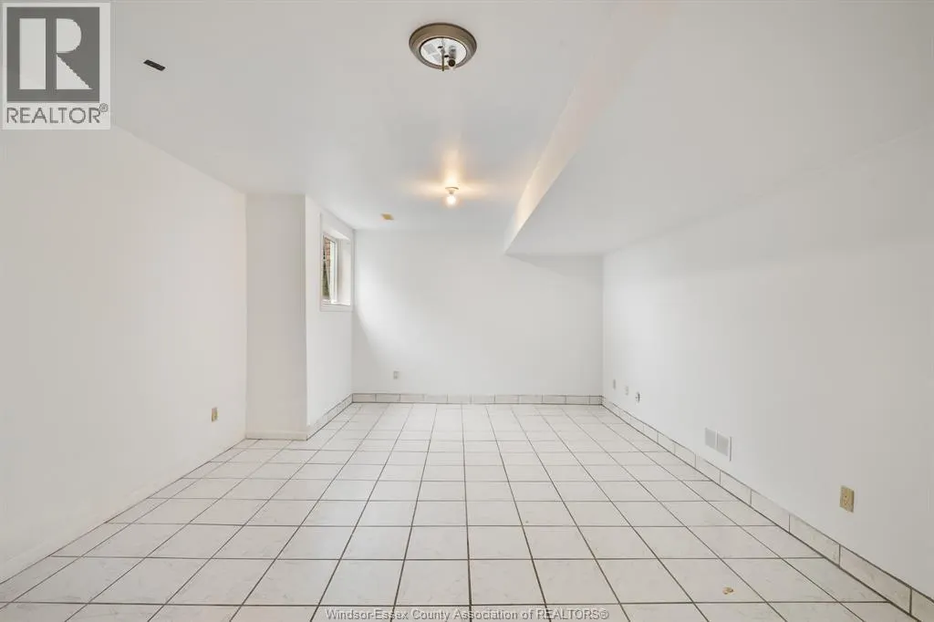 5530 ST. CLAIR