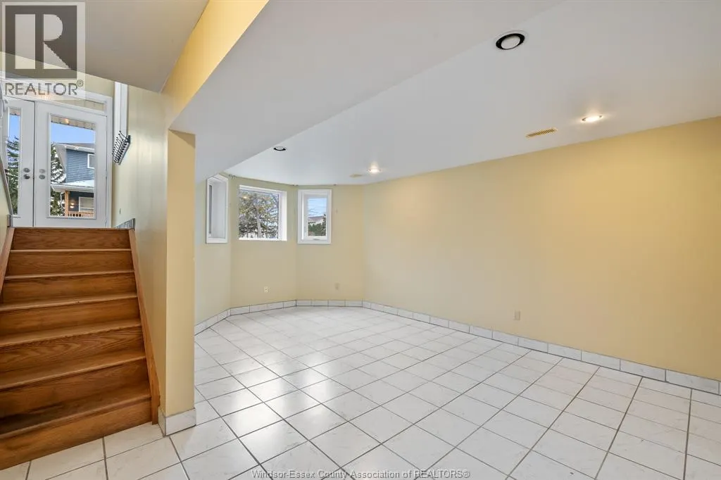 5530 ST. CLAIR