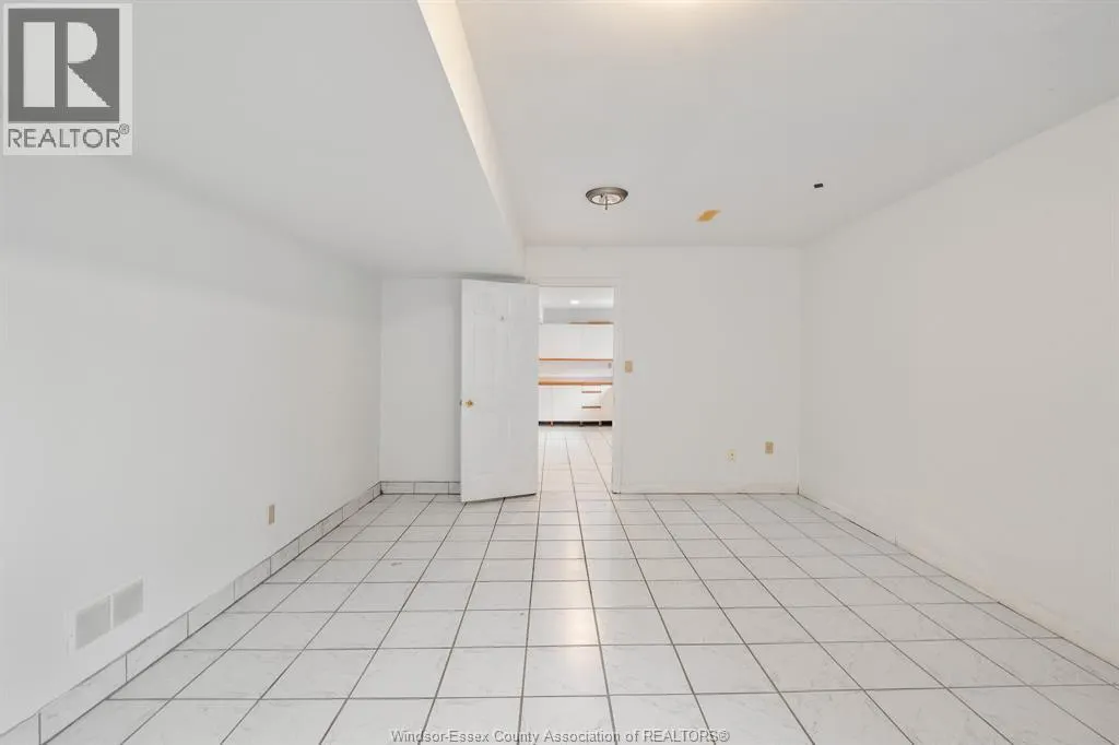 5530 ST. CLAIR