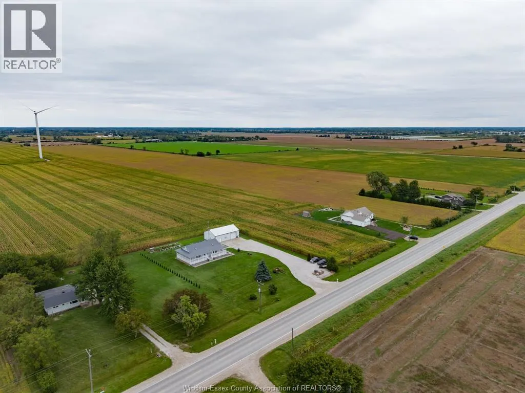 2208 COUNTY RD 20 West
