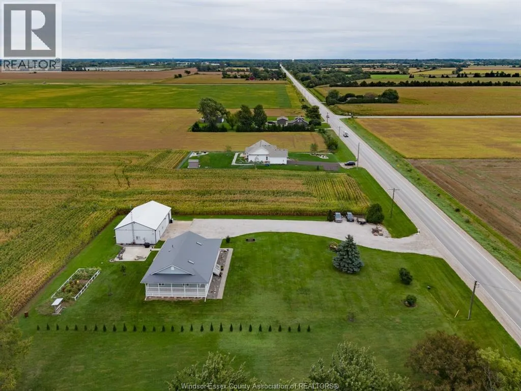 2208 COUNTY RD 20 West