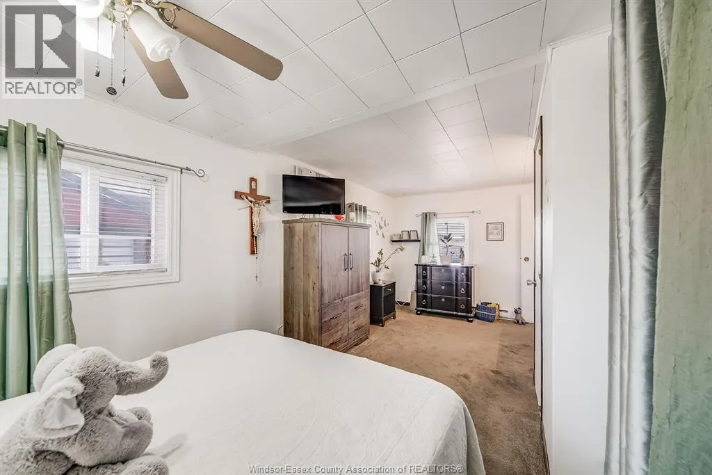 110 BROOKS BLVD