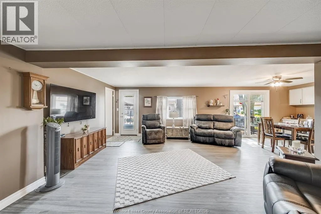 110 BROOKS BLVD