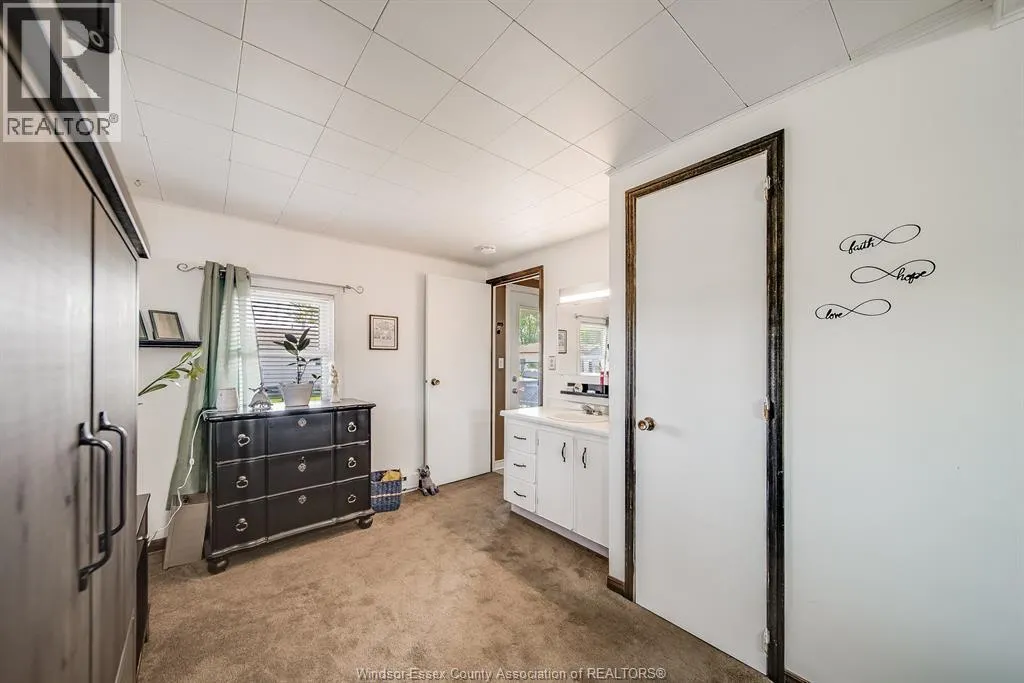 110 BROOKS BLVD