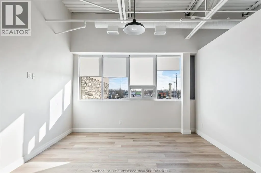 5841 MALDEN Square Unit# 201