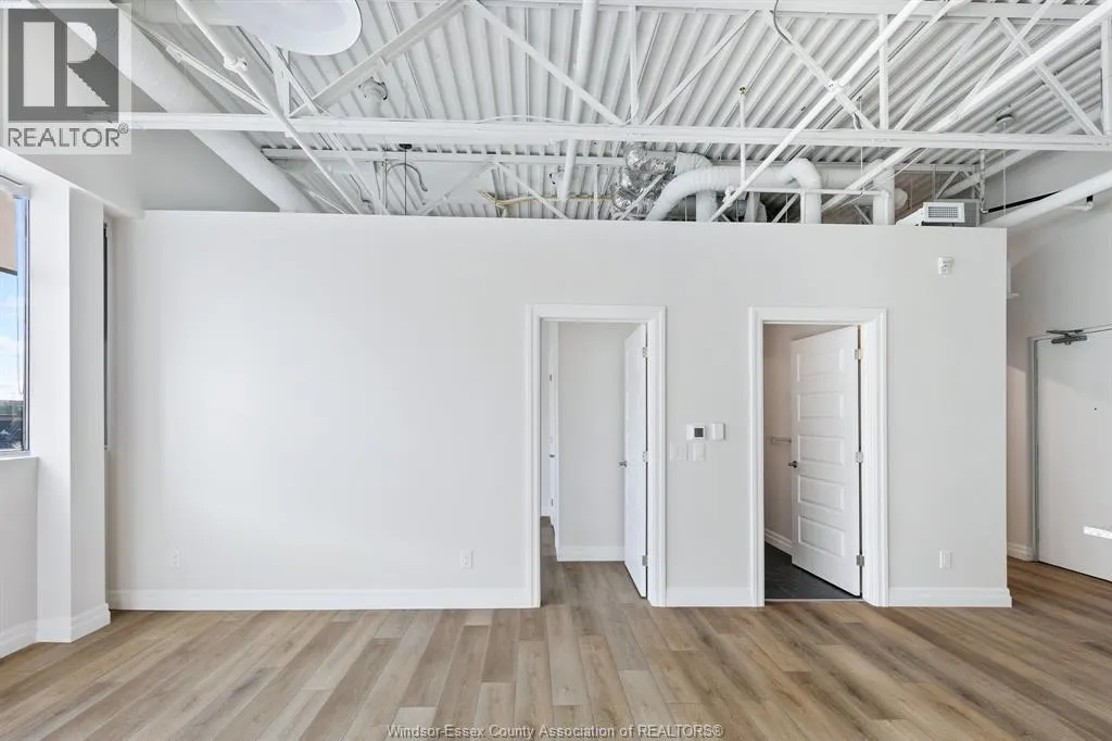 5841 MALDEN Square Unit# 201