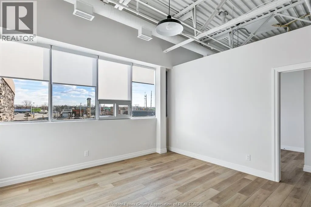 5841 MALDEN Square Unit# 201