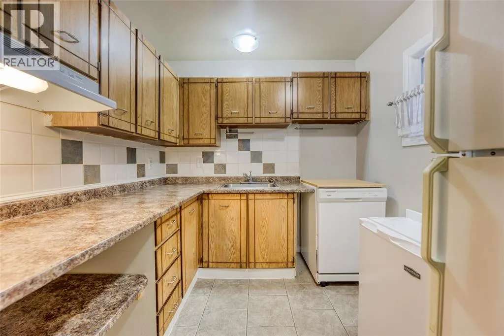 243 HAMPTON AVENUE Unit# 13