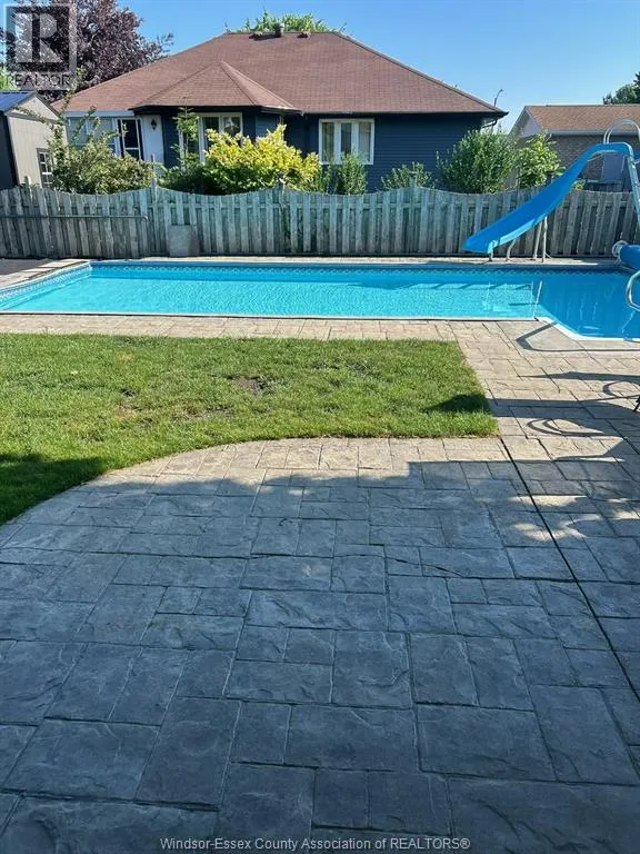 234 APPLEWOOD ROAD
