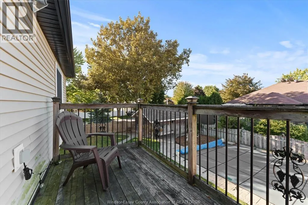 234 APPLEWOOD ROAD