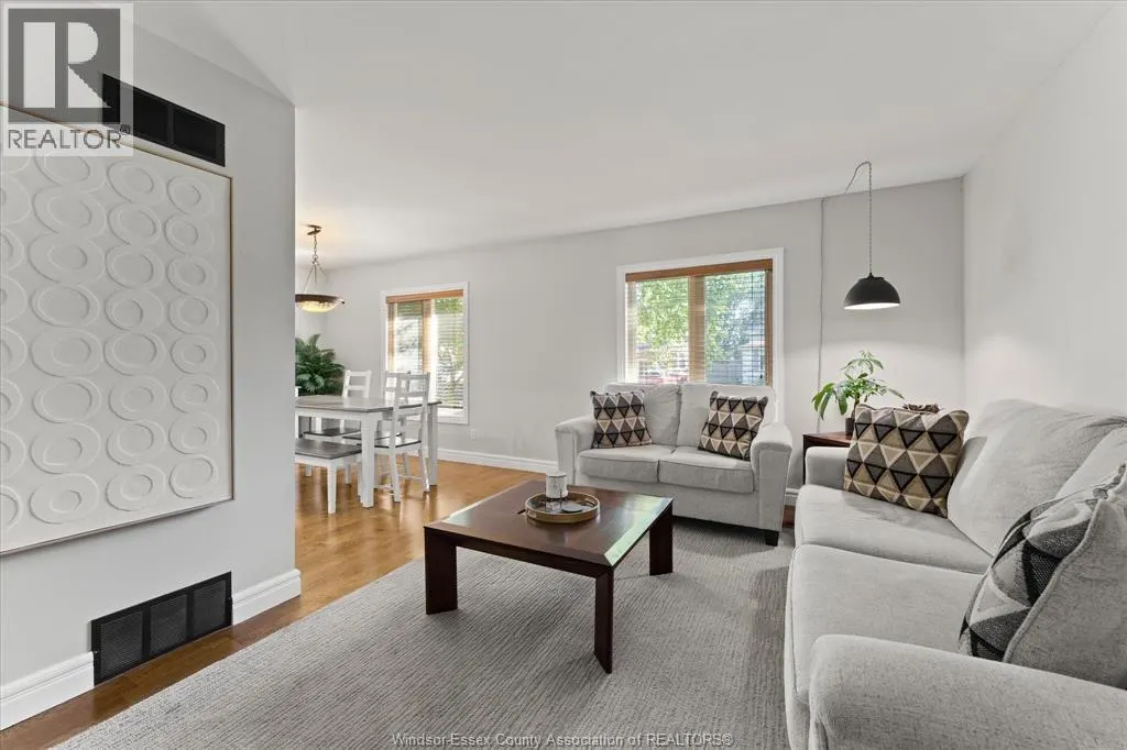 234 APPLEWOOD ROAD