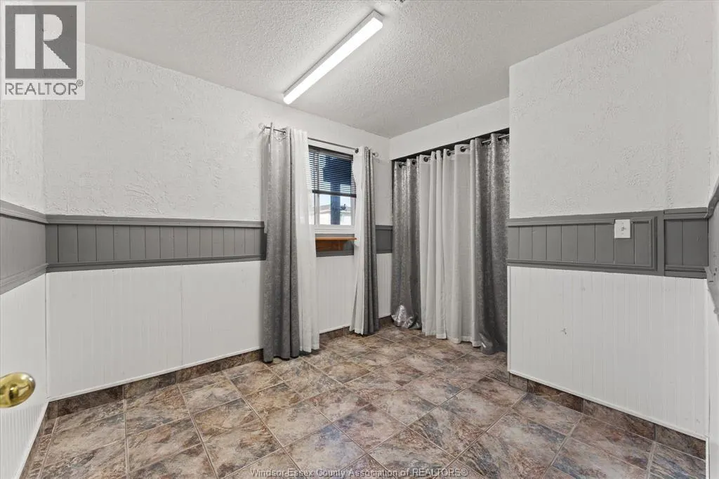 234 APPLEWOOD ROAD