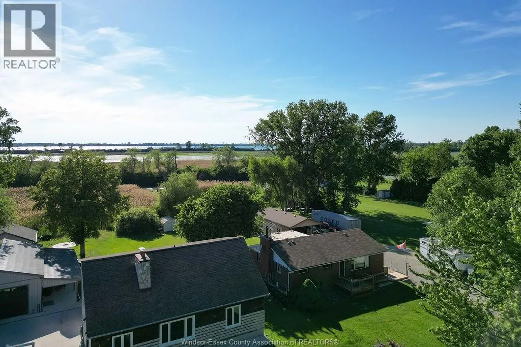 2040 FRONT ROAD North