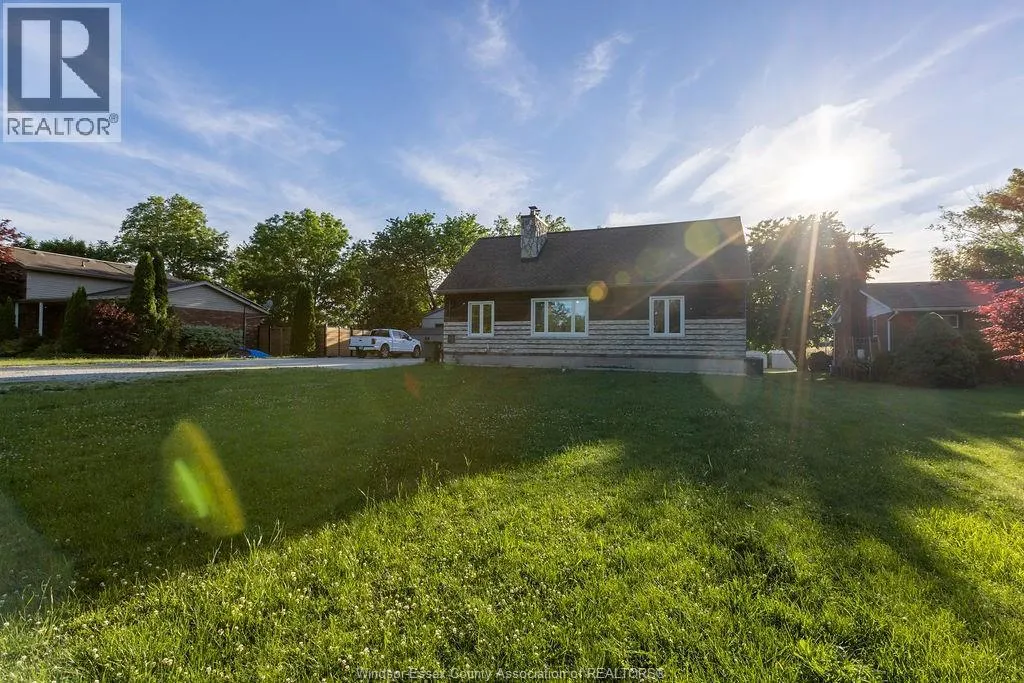 2040 FRONT ROAD North