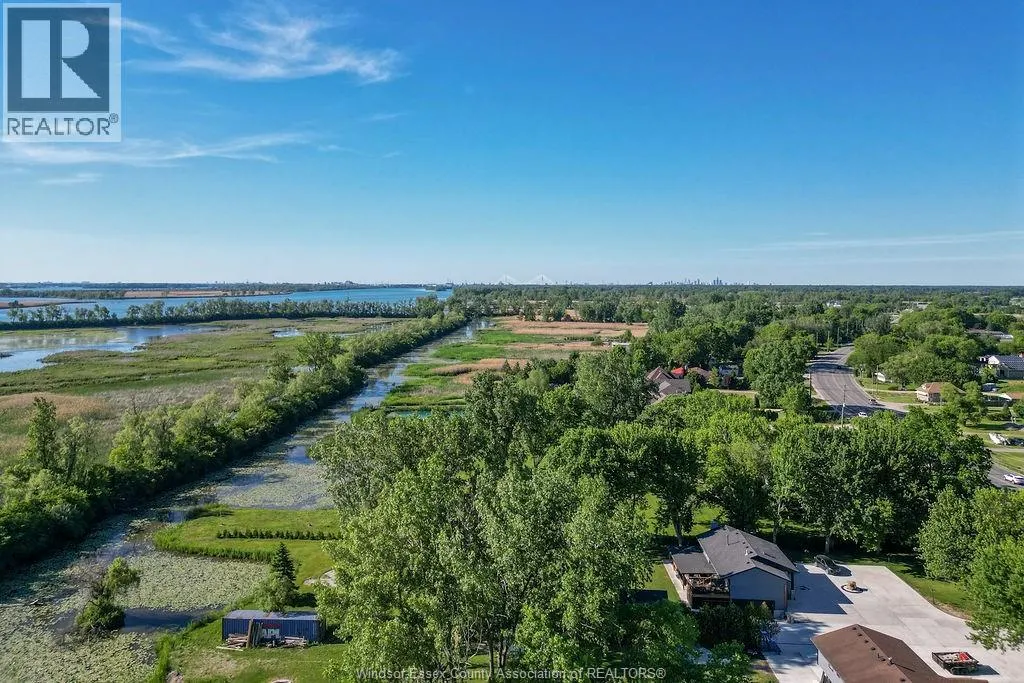 2040 FRONT ROAD North