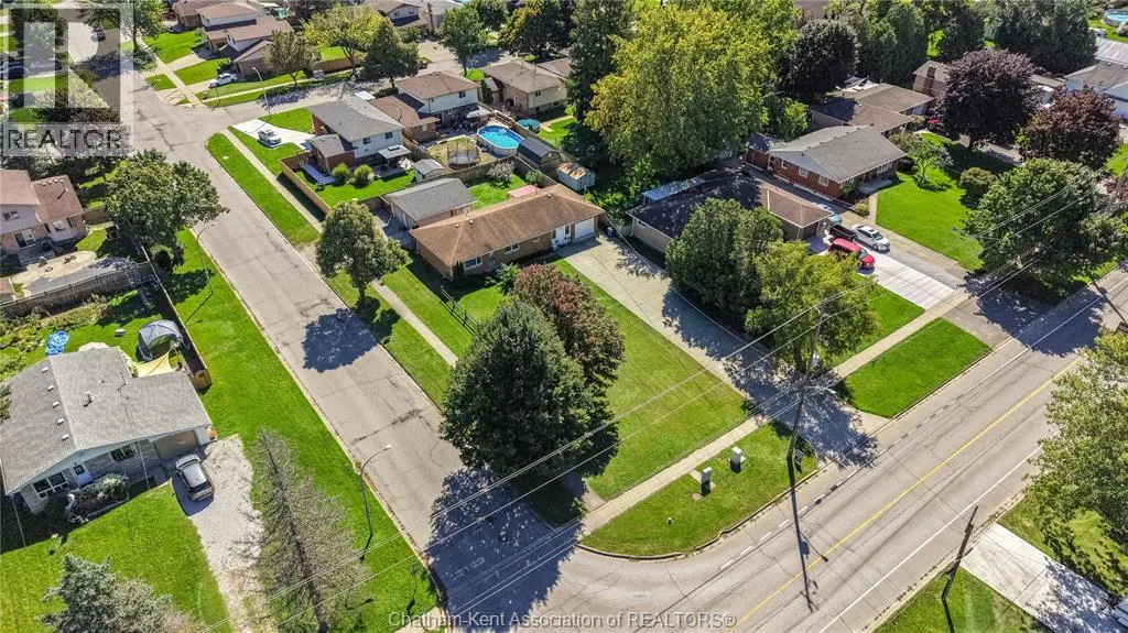 410 MCNAUGHTON AVENUE East