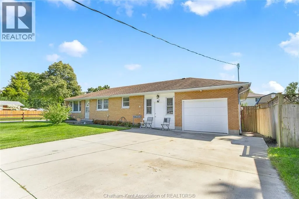 410 MCNAUGHTON AVENUE East