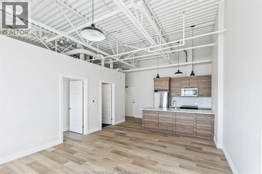 5841 MALDEN Square Unit# 206