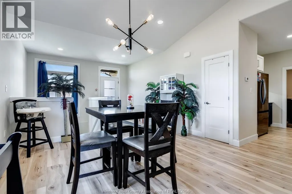 304 Horizon LANE