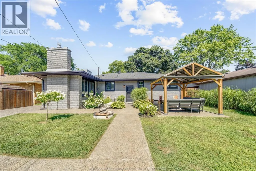 2777 ROCKWELL BOULEVARD