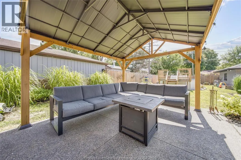 2777 ROCKWELL BOULEVARD