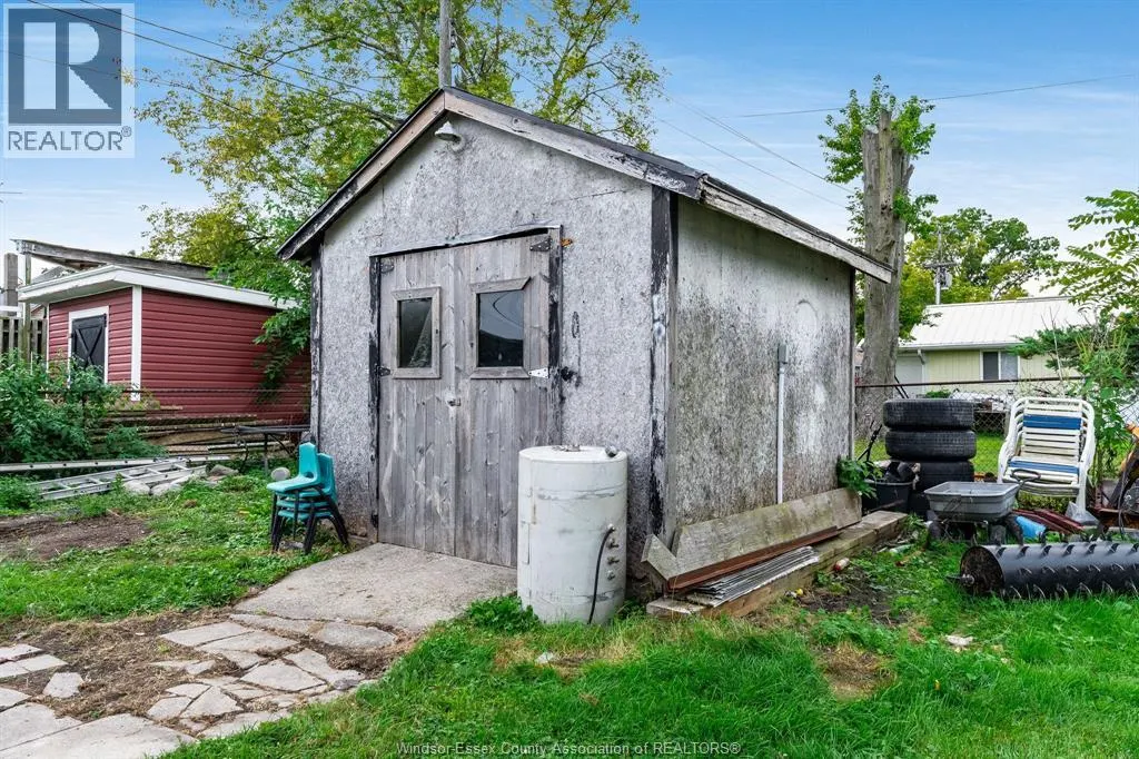 60 Talbot ROAD East